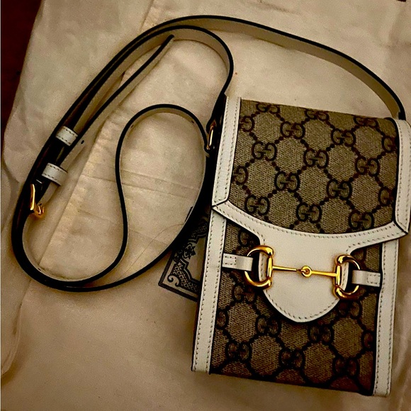 Pre loved authentic Gucci Mini Horsebit- very good condition - Picture 2 of 2